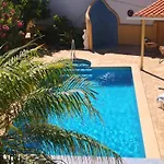 Small Oasis With Pool Near And Olhao