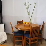 Apartament Small Oasis With Pool Near And Olhao Quelfes