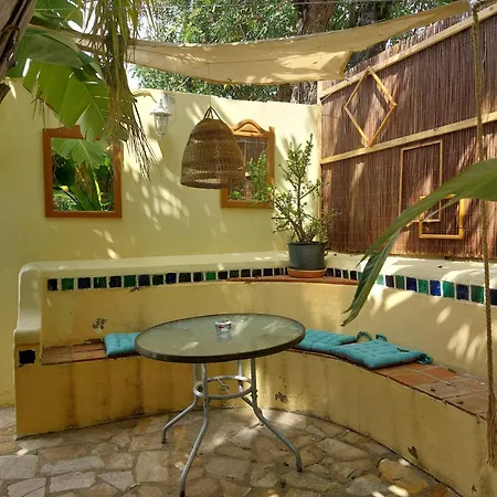 Small Oasis With Pool Near And Olhao 아파트 Quelfes