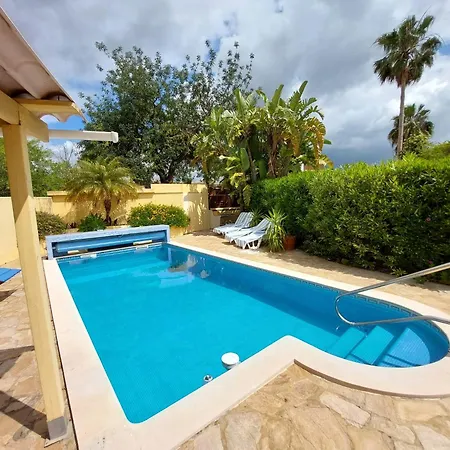Small Oasis With Pool Near And Olhao *